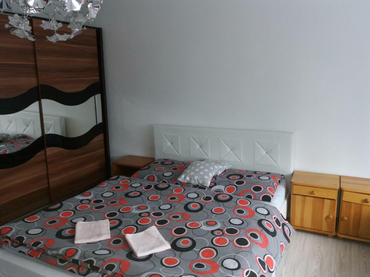 Privat U Damiana Apartment Velky Slavkov Luaran gambar