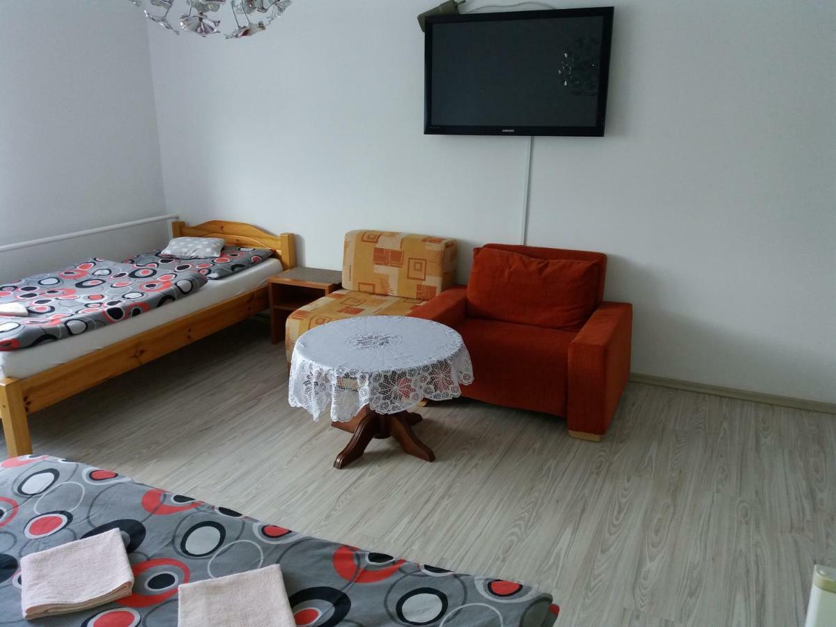 Privat U Damiana Apartment Velky Slavkov Luaran gambar