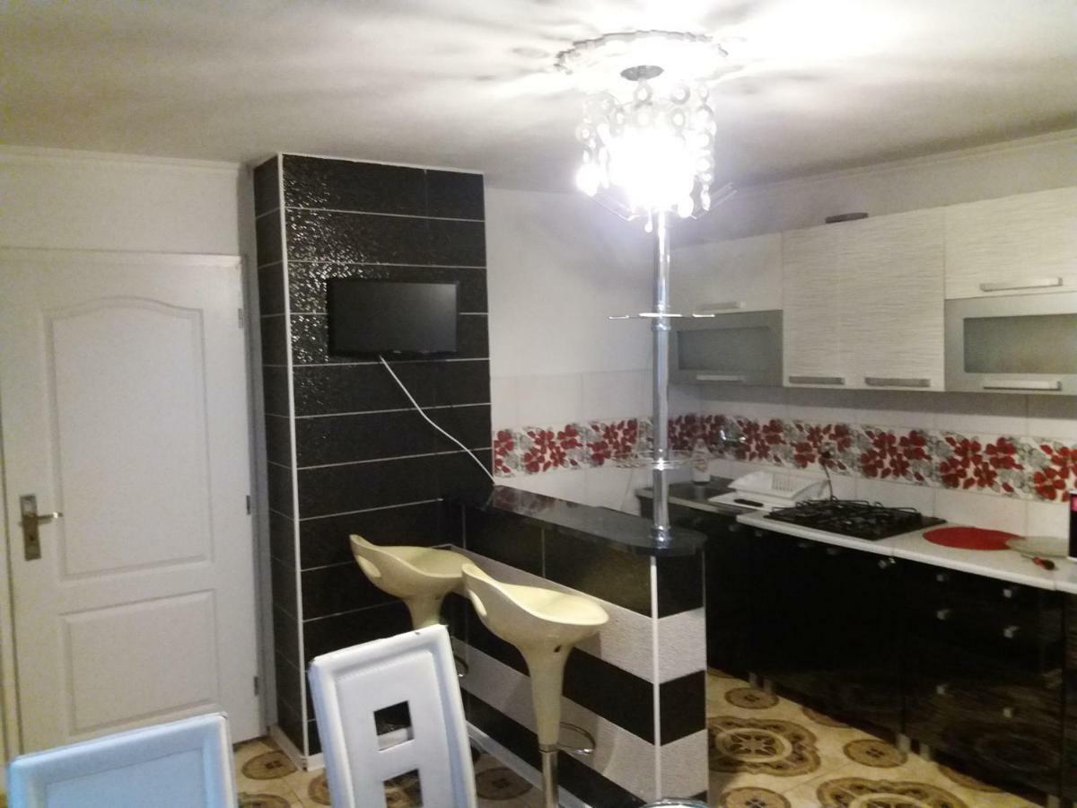 Privat U Damiana Apartment Velky Slavkov Luaran gambar
